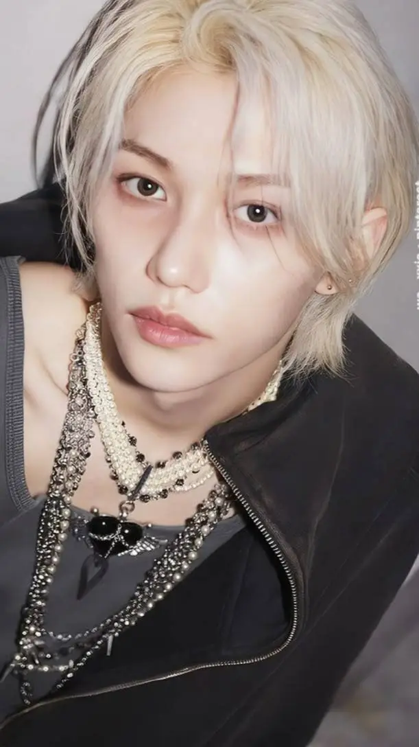 ai character: Felix background