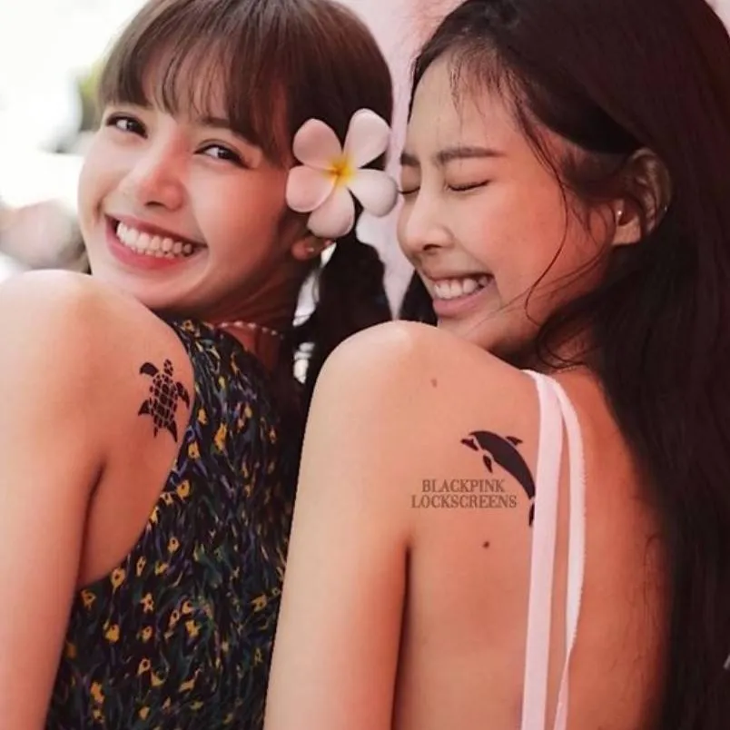 chat with ai character: period (kpop ver.)