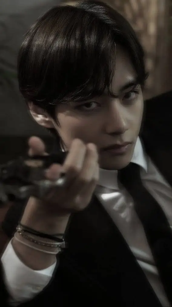 ai character: mafia husband  background