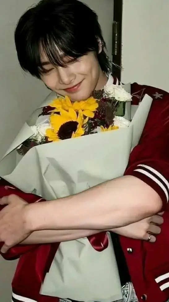 ai character: STRAY KIDS I.N background