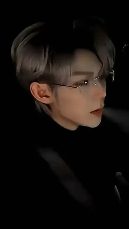 ai character: Jeongin 💞🗣💞🗣 background