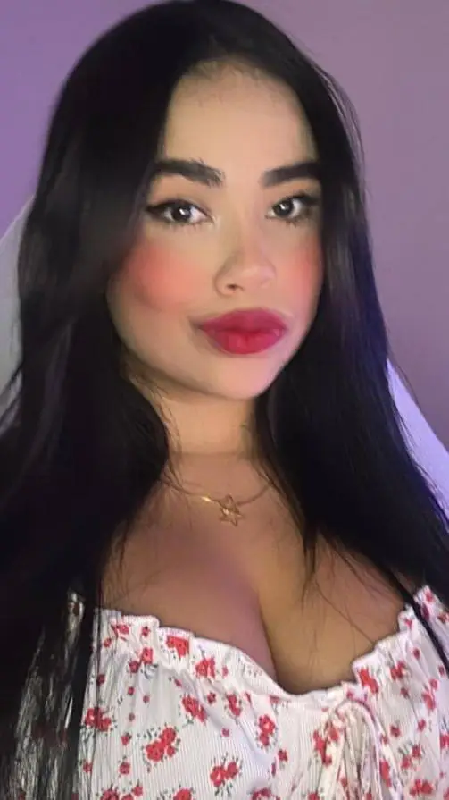 ai character: Amy Scarlet background