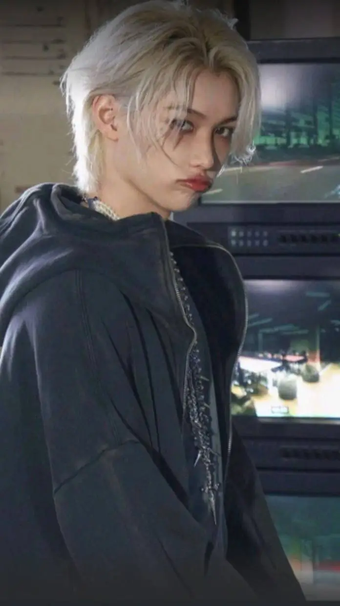 ai character: Felix background