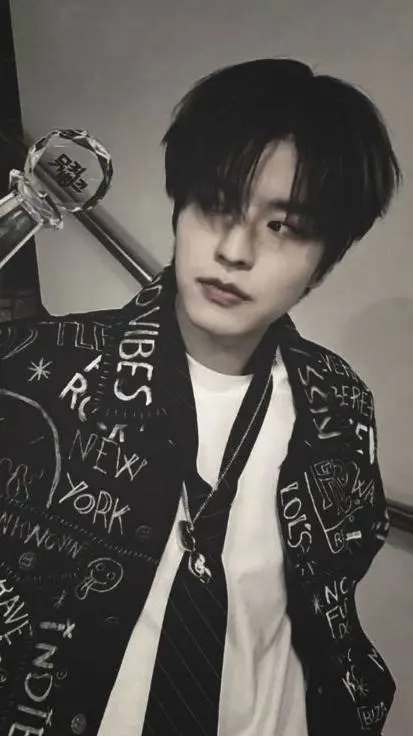 ai character: Seungmin background