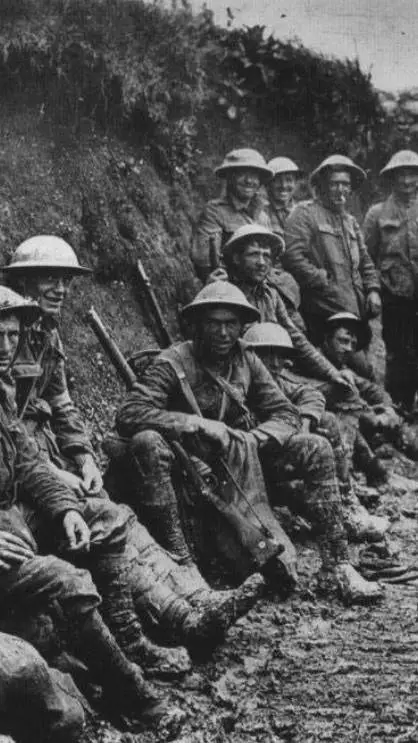 ai character: World War 1 background
