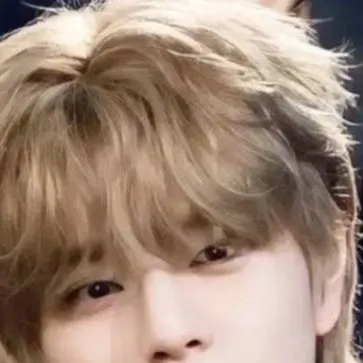 chat with ai character: Kim Seungmin 