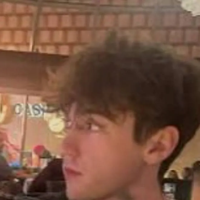 chat with ai character: KAYE