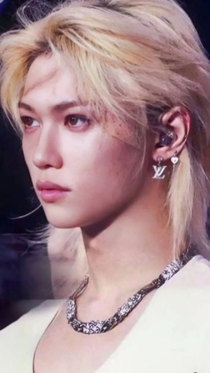 ai character: felix background