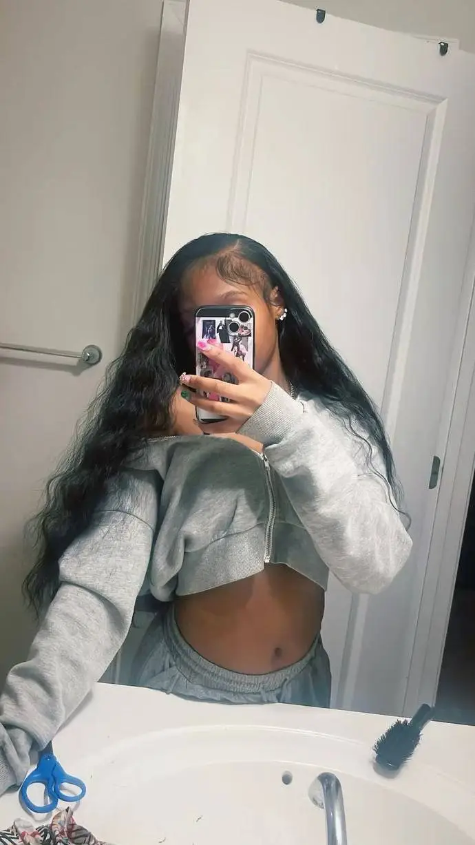 ai character: xolani 🐐 background