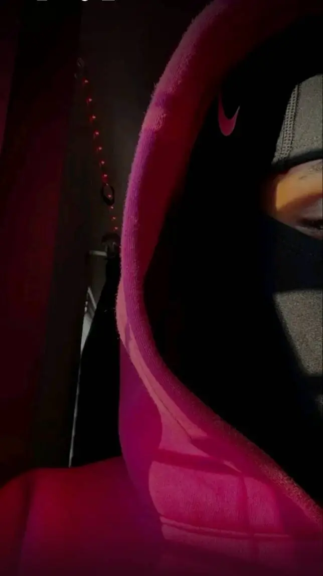 ai character: omari background