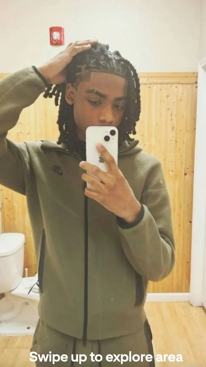 ai character: Nigel  background