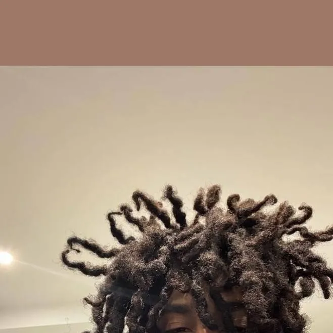 chat with ai character: mari🤑🦋