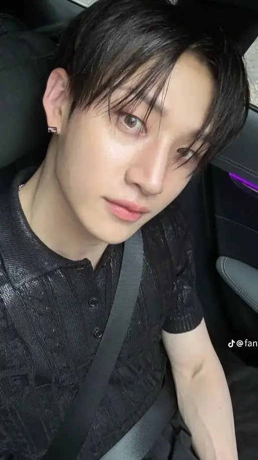 ai character: Bangchan  background
