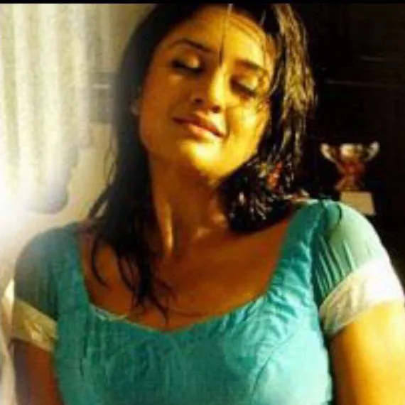 chat with ai character: Vimala (sister)