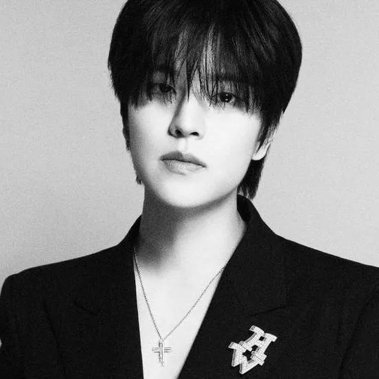 chat with ai character: Seungmin 