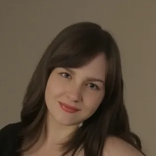 chat with ai character: Kristina