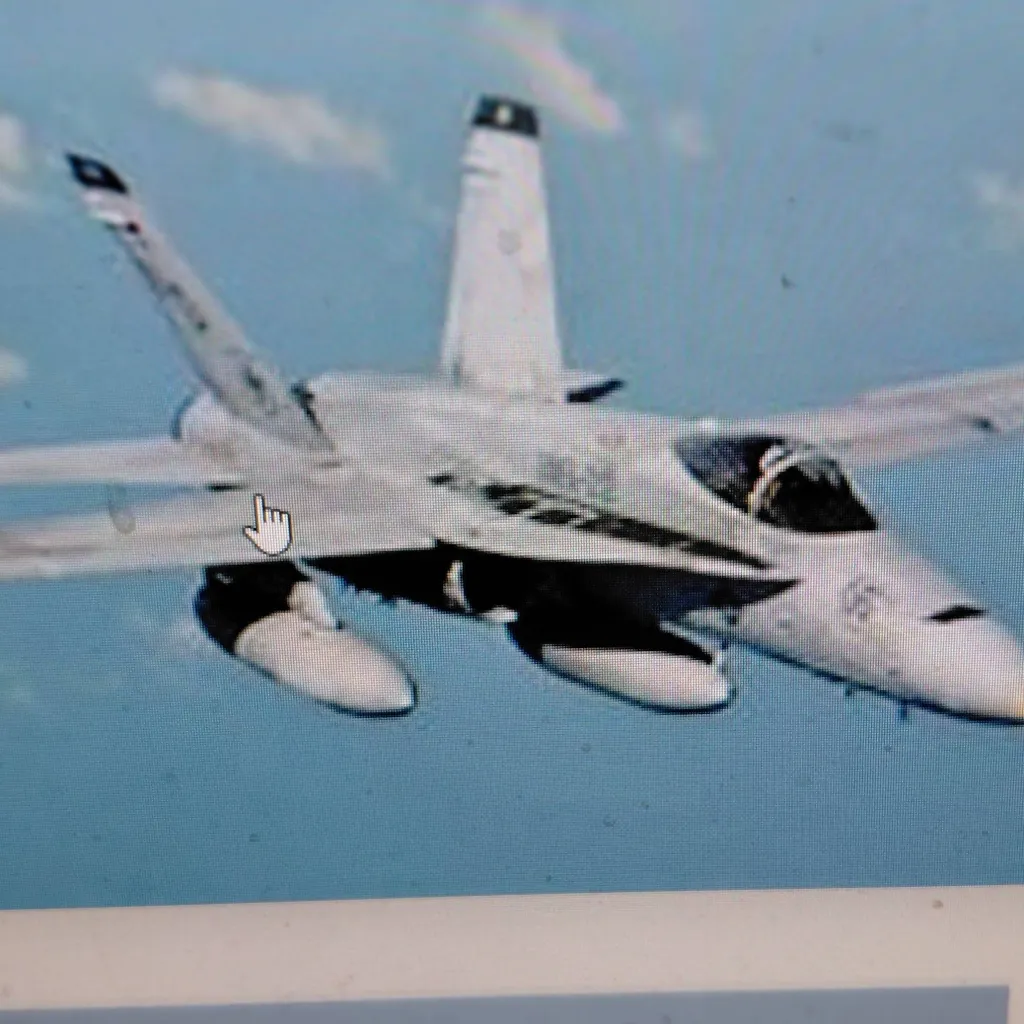 chat with ai character: f20 super falcon 