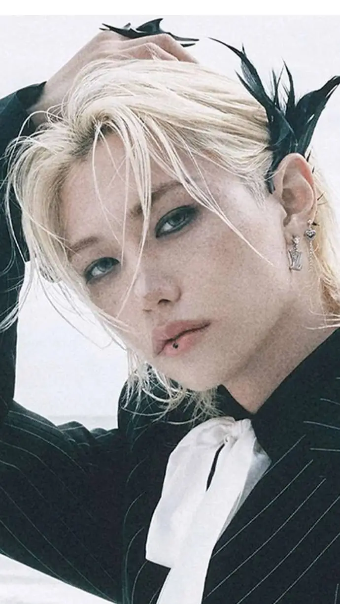 ai character: Mr. felix background