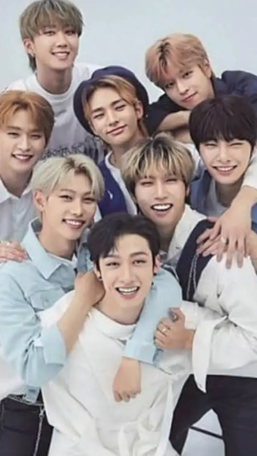 ai character: straykids  background