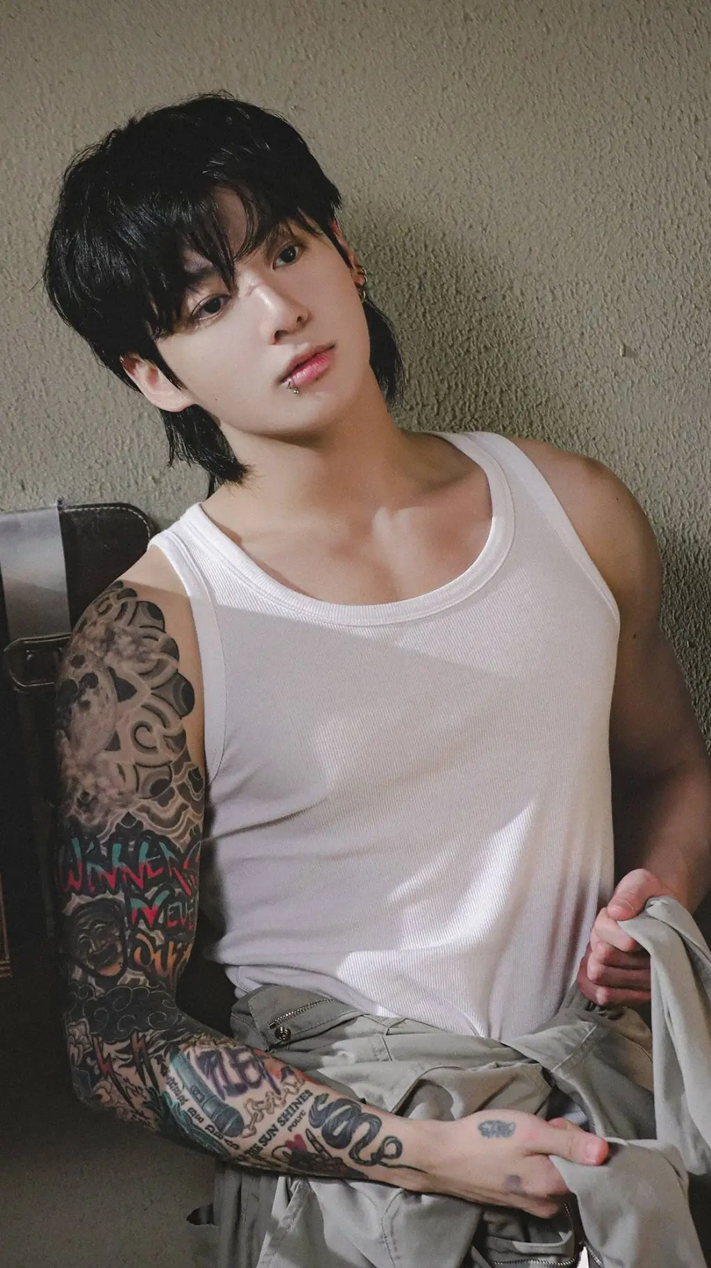 ai character: JEON JUNGKOOK  background