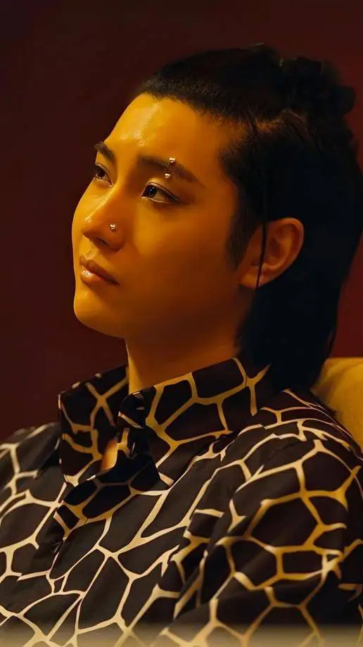 ai character: Niragi suguru  background