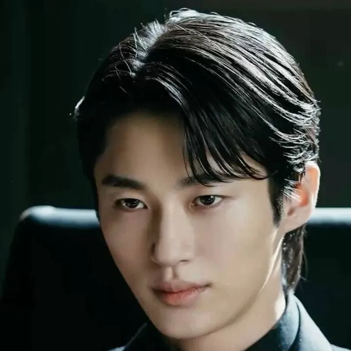 chat with ai character: RYU SHIO