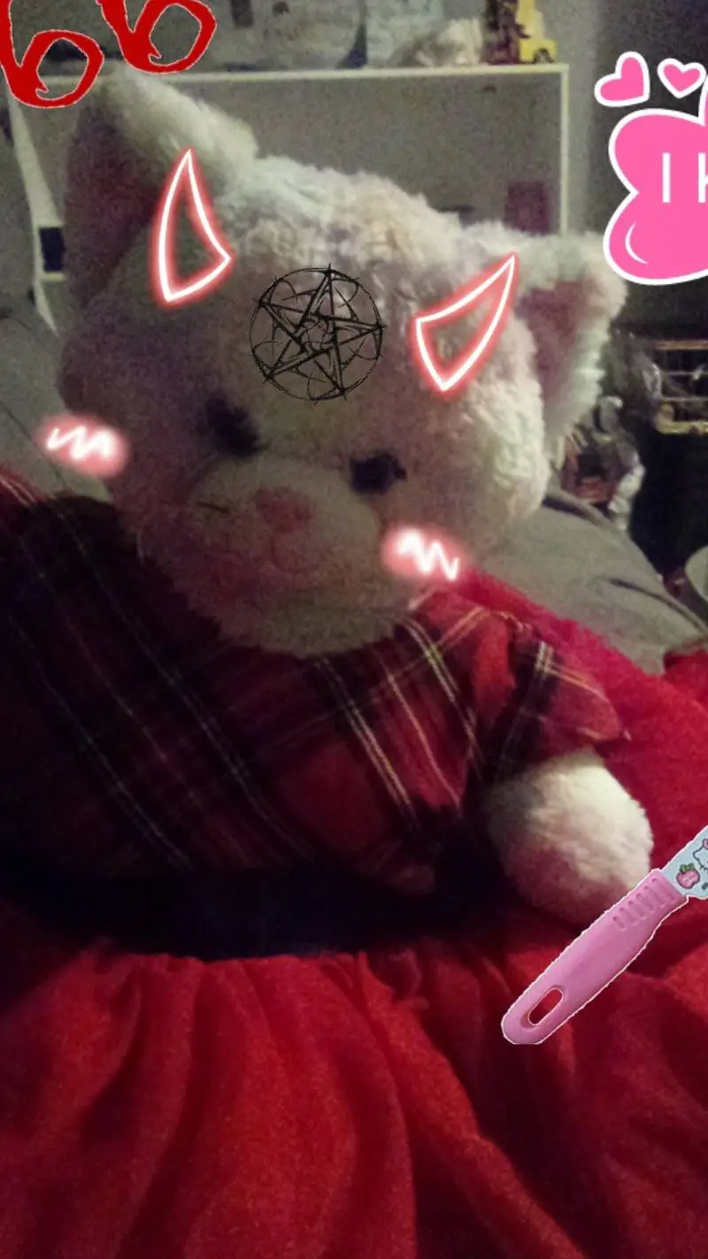 ai character: evil cotton 🐱😈 background