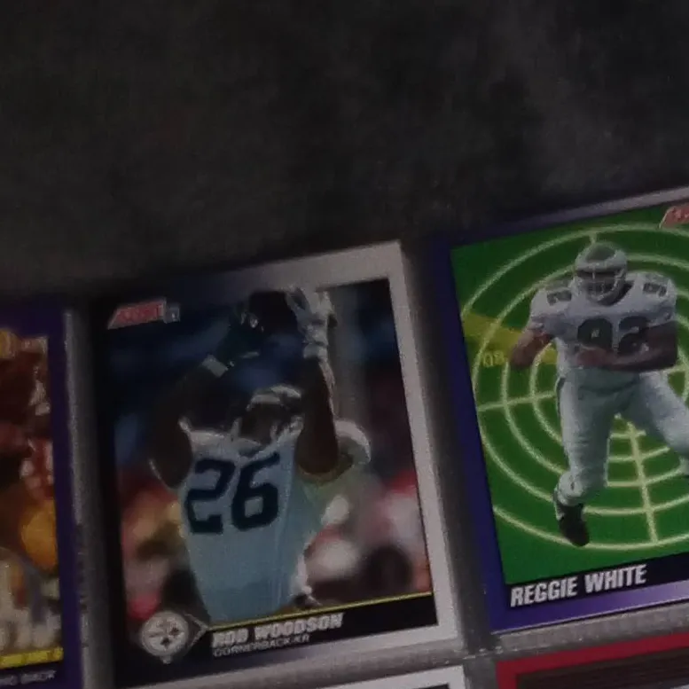 chat with ai character: my football deck