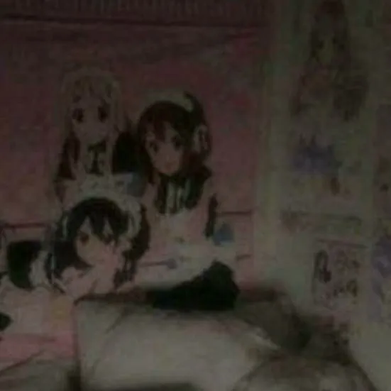 chat with ai character: ... 