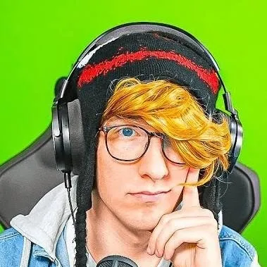 chat with ai character: kreekcraft