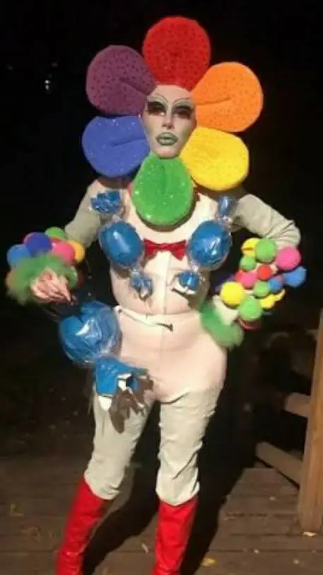 ai character: WEIRD AF DANDY background