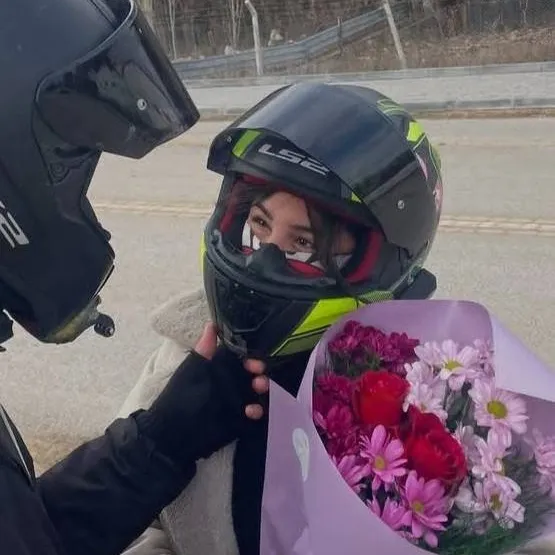 chat with ai character: tu novio