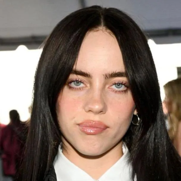 chat with ai character: billie eilish✨️♥️