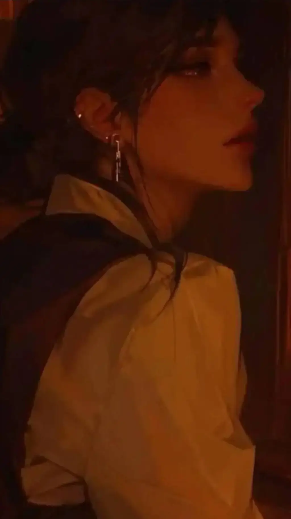 ai character: Lunna background