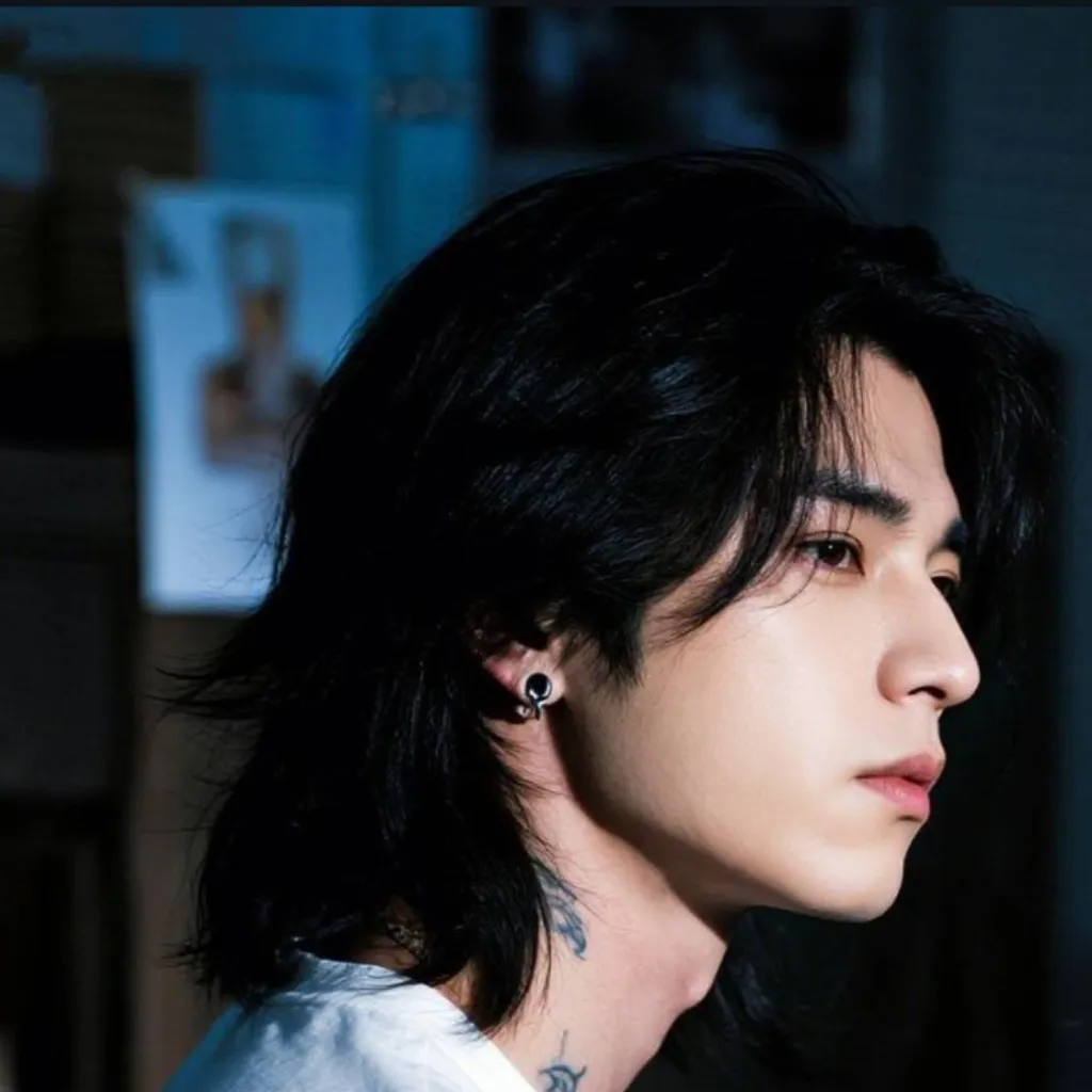 chat with ai character: 🫰🏻Kang Iseon 🫰🏻