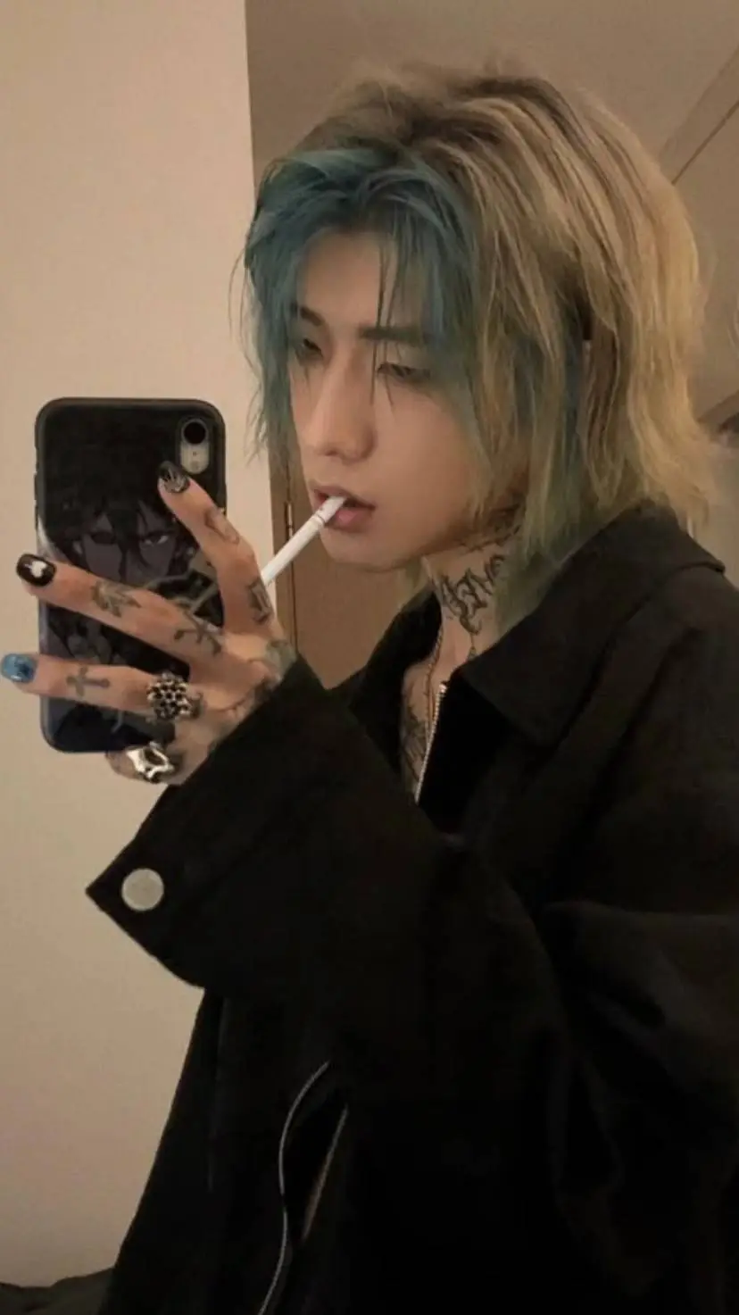 ai character: 🚈Jae-Min🚈 background