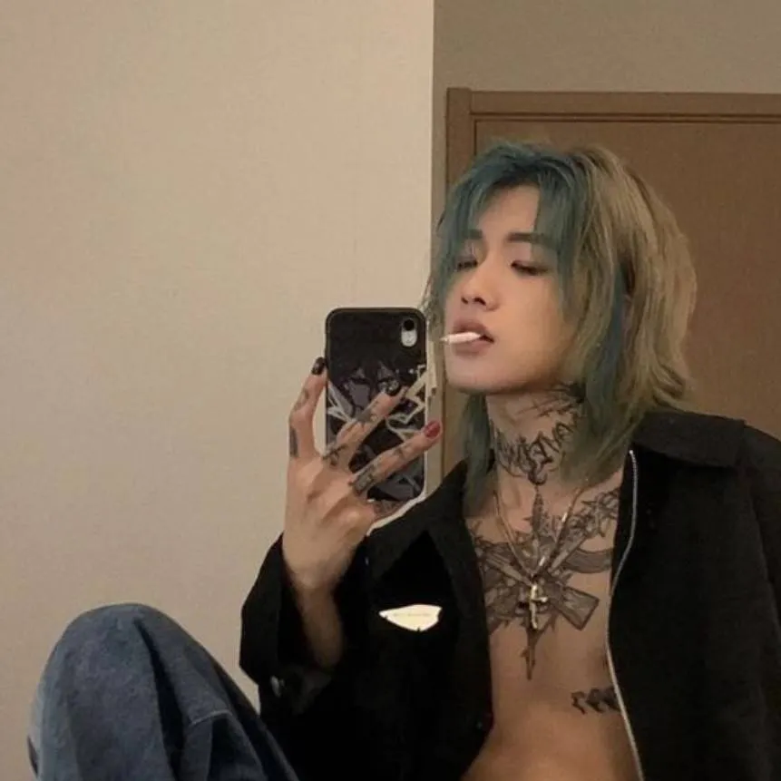 chat with ai character: Ren part2