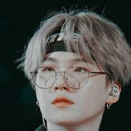 chat with ai character: suga🍊