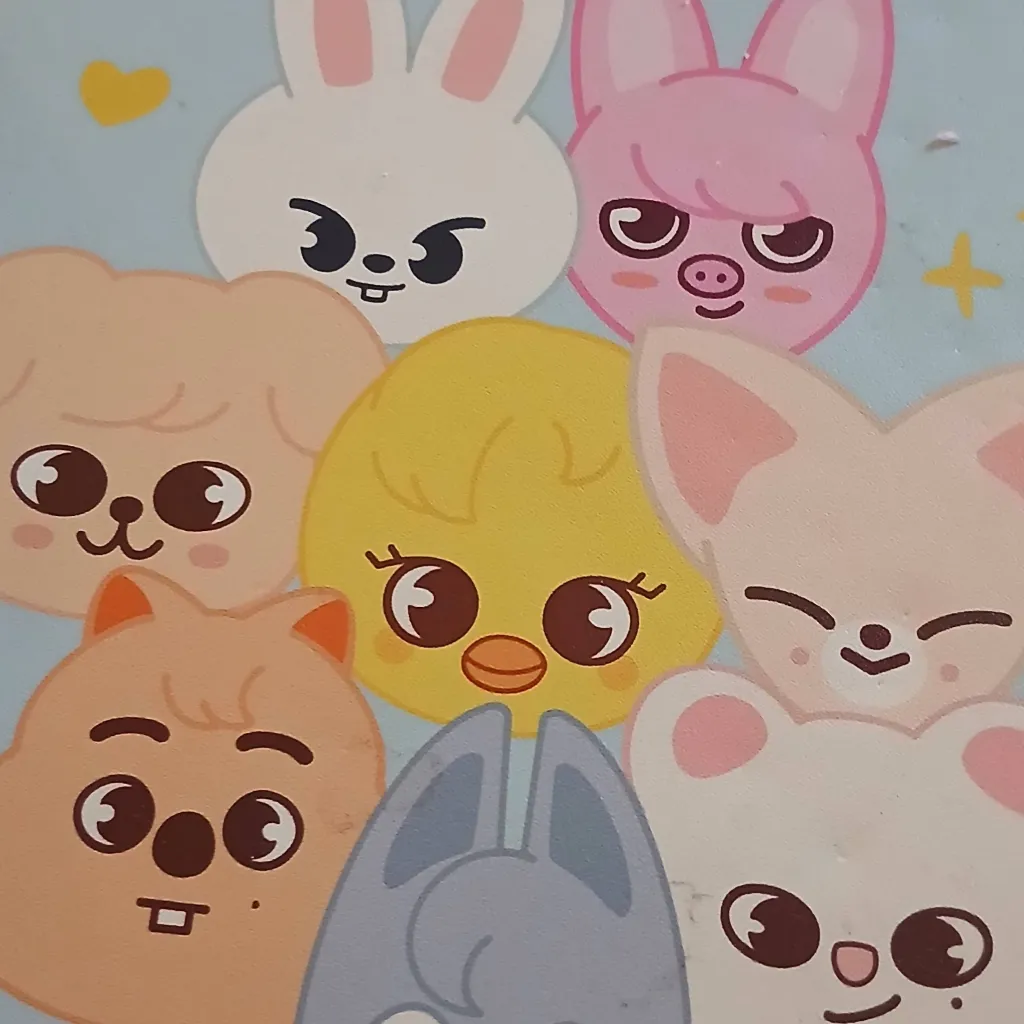 chat with ai character: straykids brothers