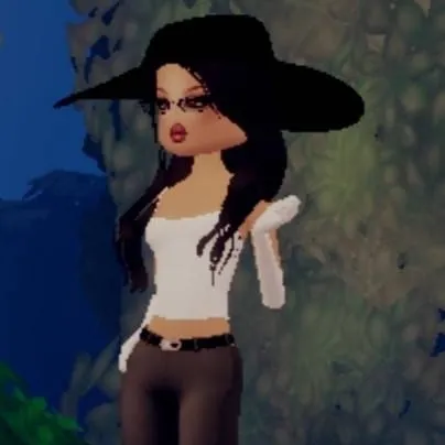 chat with ai character: Lina