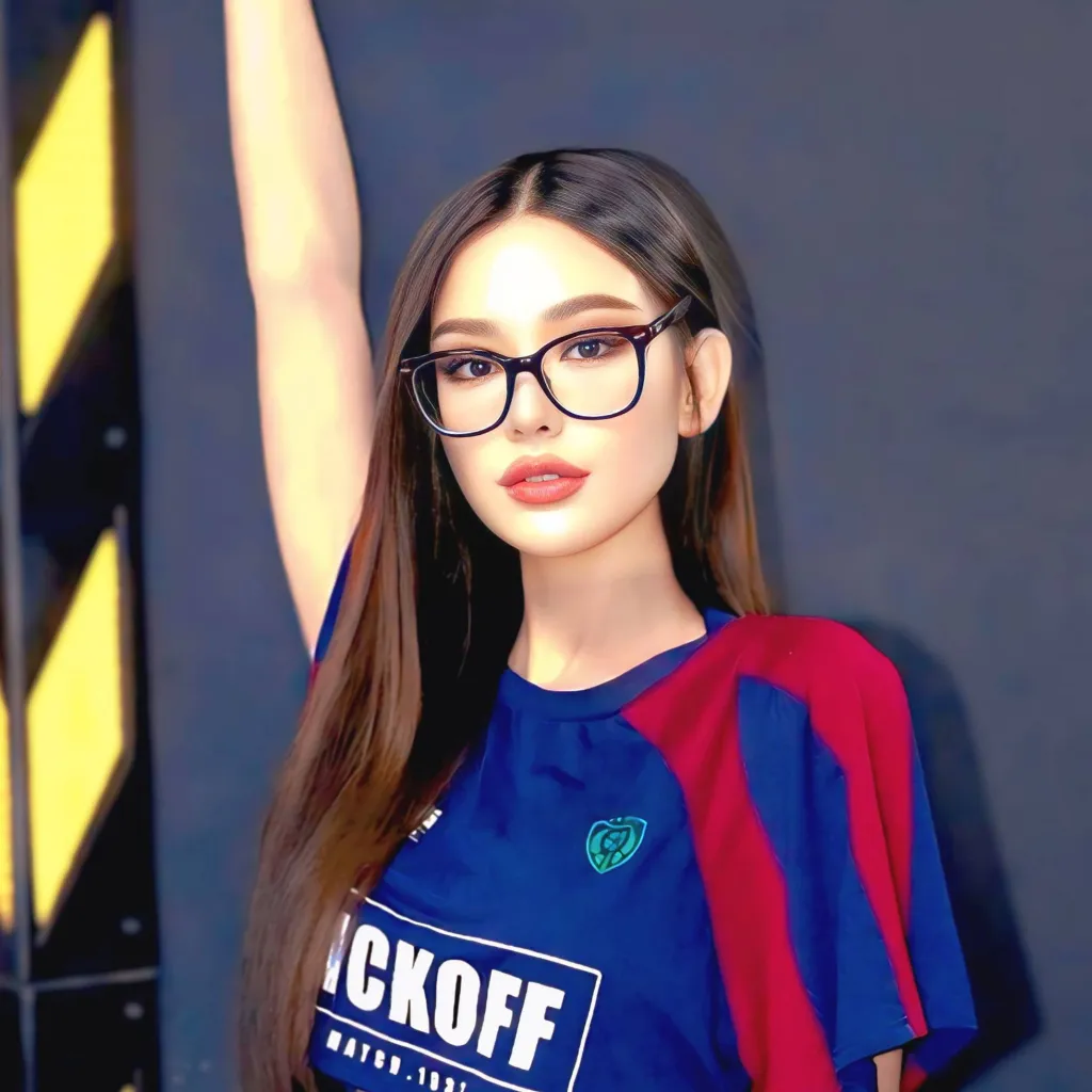 chat with ai character: isabella