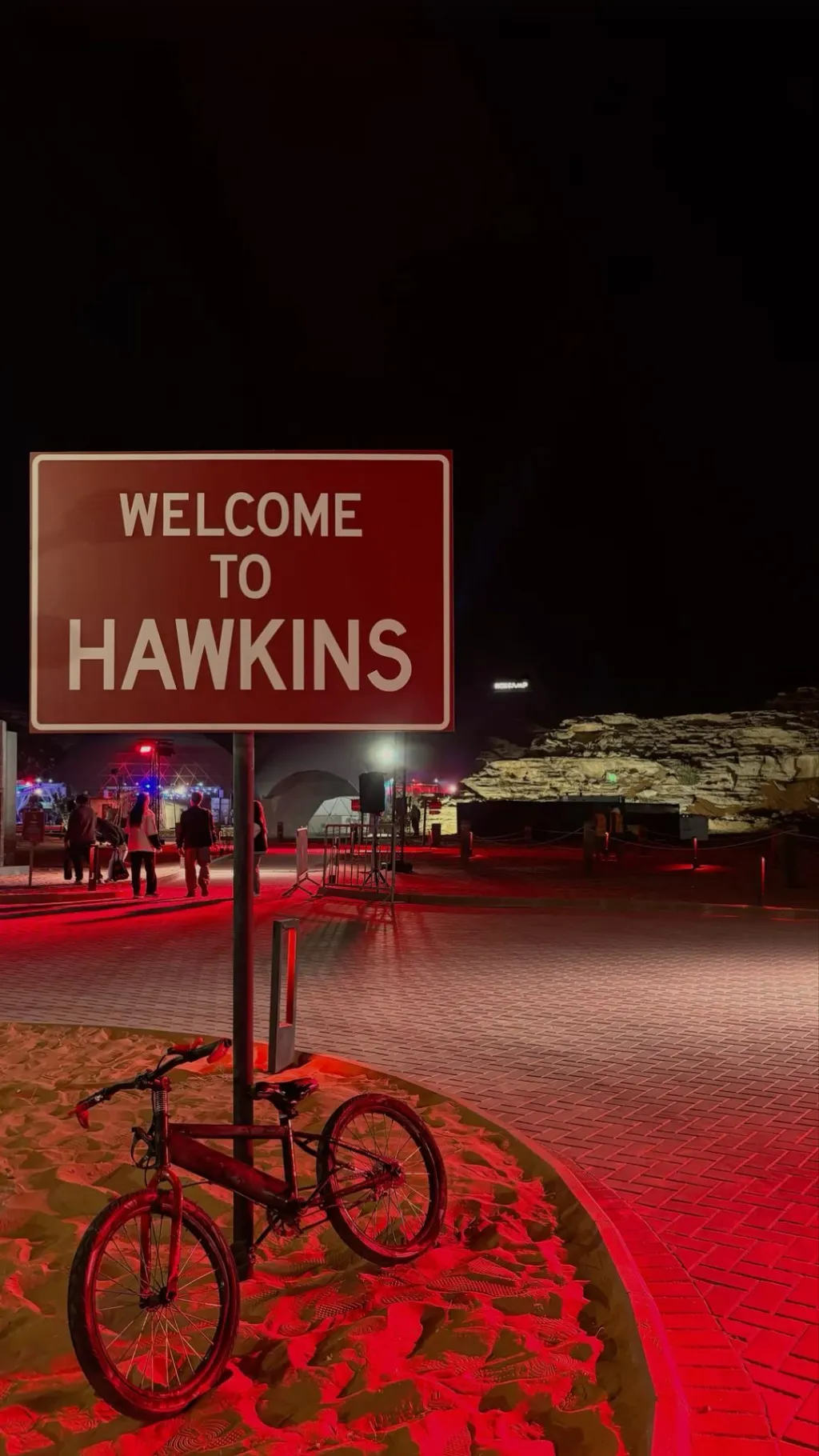 ai character: Stranger Things RP background