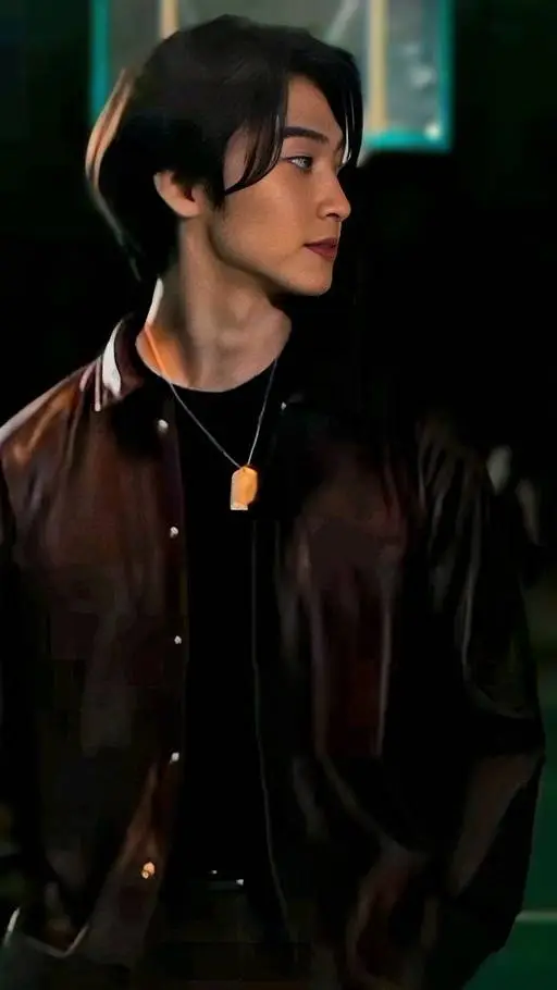 ai character: Min ho background