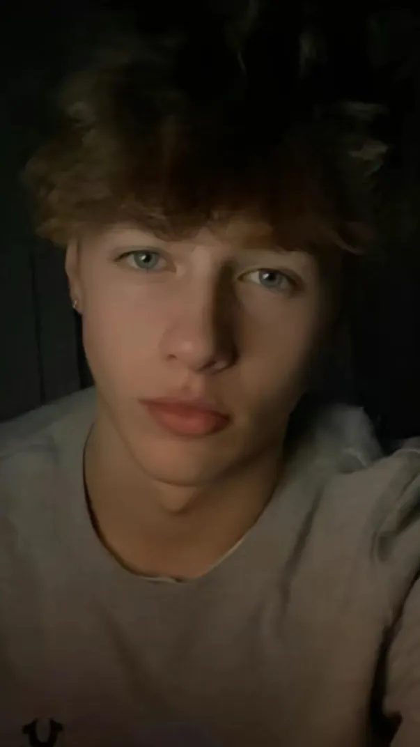 ai character: Ash background