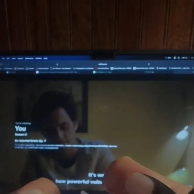 chat with ai character: Alex (new nails)