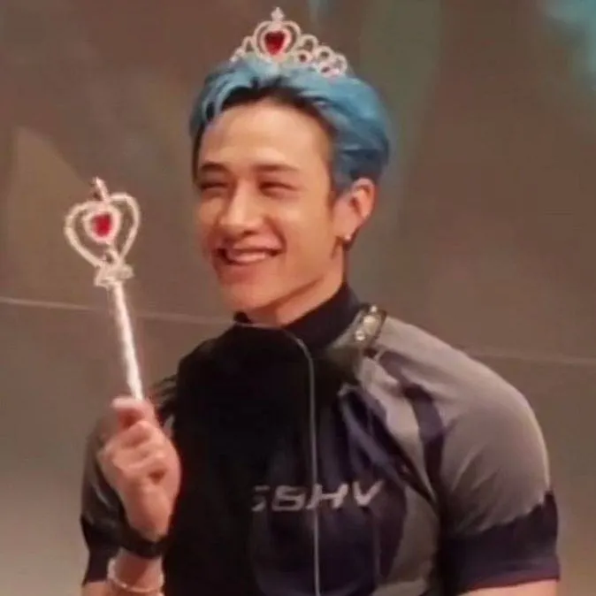 chat with ai character: Bang Chan 