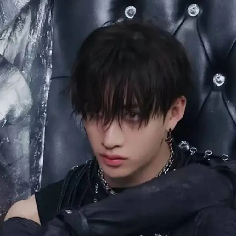 chat with ai character: Bangchan 
