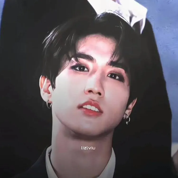 chat with ai character: Han jisung 