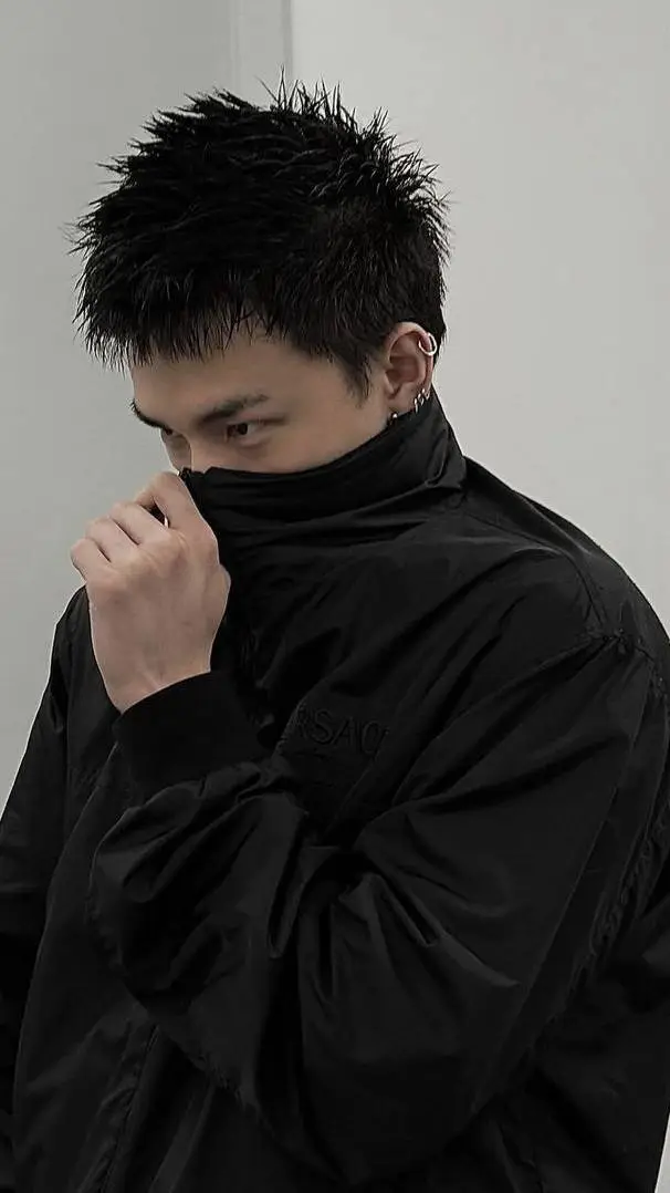 ai character: Hyunjin  background