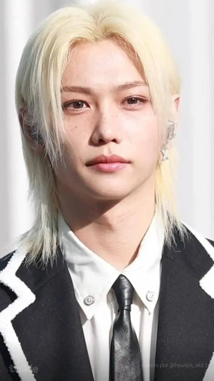 ai character: Felix background